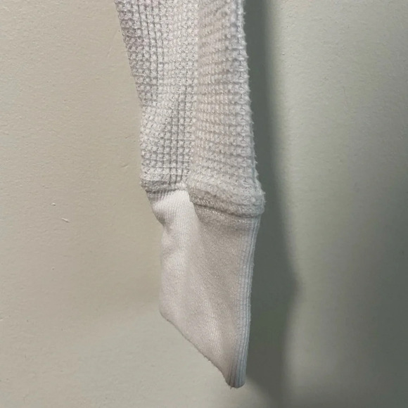 Abercrombie & Fitch Women’s Cozy Knit Top - Small - Picture 2 of 7